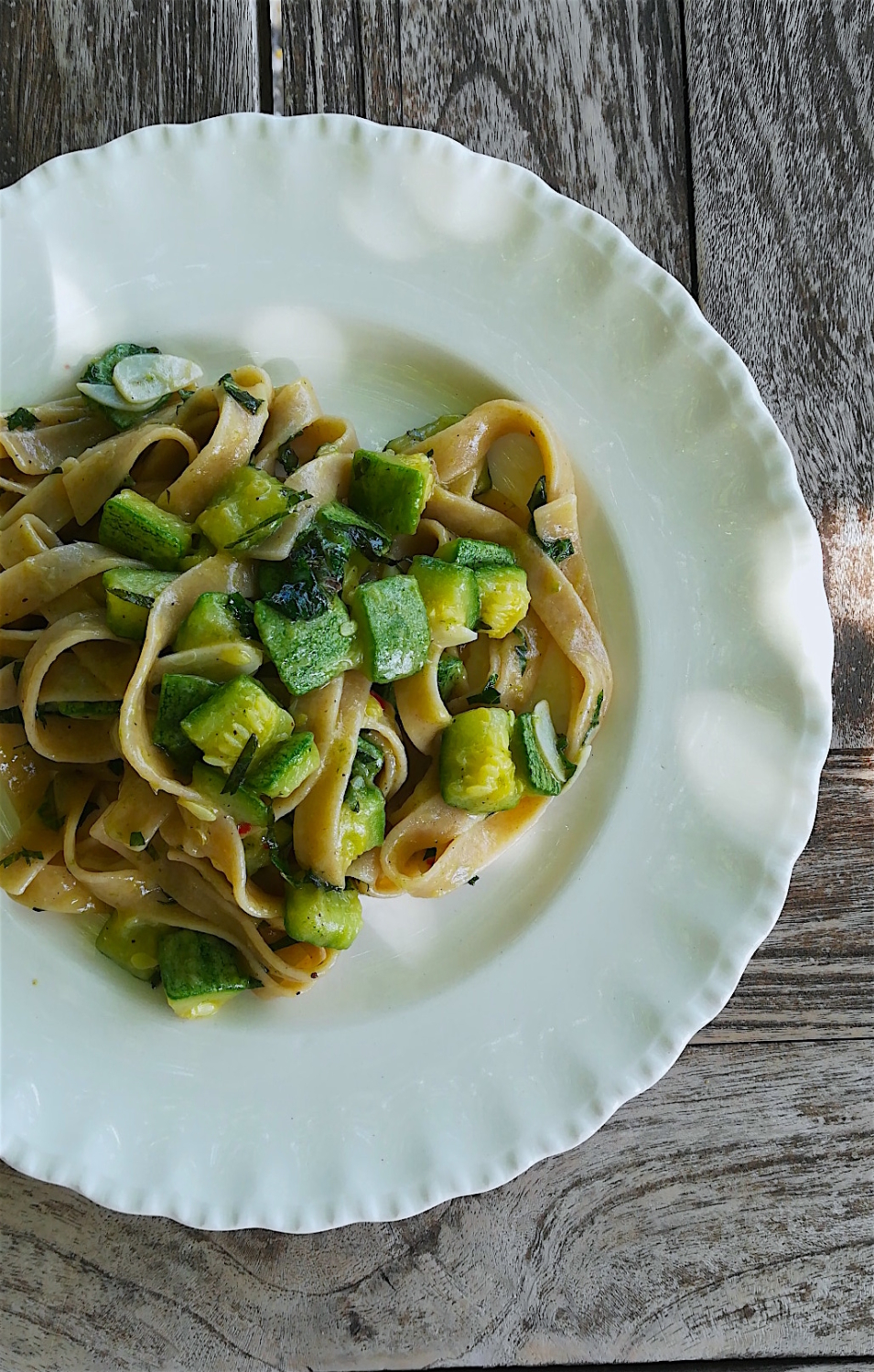 Our 15 minute summer pasta with zucchini and anchovies - Il Ghiottone Umbro